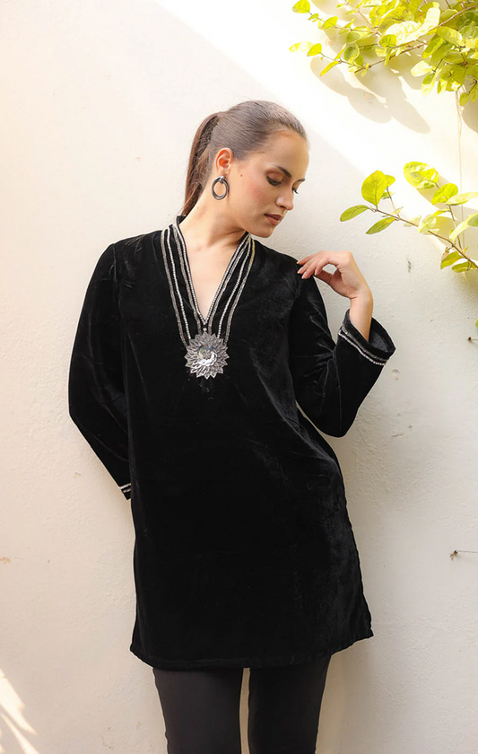 Tops & Tunics